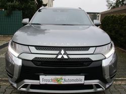 Grau Gebraucht 2019 Mitsubishi Outlander P-HEV Top SUV | 18.490 € (Superpreis)