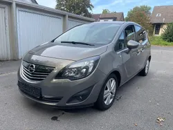 Grau Gebraucht 2010 Opel Meriva Innovation Van / Kleinbus | 4.999 € (Fairer Preis)