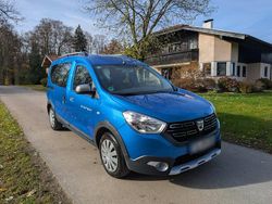 Blau Gebraucht 2021 Dacia Dokker Stepway Kombi | 17.999 €