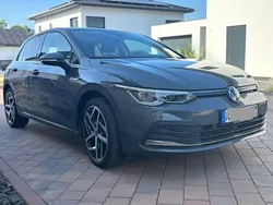 Grau Gebraucht 2019 VW Golf VII Style Limousine | 19.400 € (Fairer Preis)