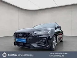 Agate black metallic Gebraucht 2023 Ford Focus ST-Line Kombi | 23.880 € (Fairer Preis)