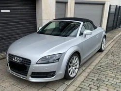 Silber Gebraucht 2009 Audi TT Roadster Cabrio | 9.500 €