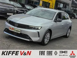 Silber Gebraucht 2024 Opel Astra Elegance Limousine | 21.250 € (Guter Preis)