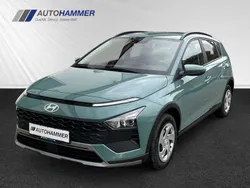 Mangrove green / min Gebraucht 2025 Hyundai Bayon Select SUV | 20.340 € (Guter Preis)