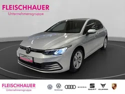 Silber Gebraucht 2021 VW Golf VIII Life Limousine | 21.980 € (Fairer Preis)