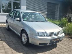 Silber Gebraucht 1999 VW Bora Comfortline Limousine | 2.590 € (Fairer Preis)