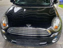 Schwarz Gebraucht 2010 Mini Cooper Cabriolet Cabrio | 7.650 € (Fairer Preis)