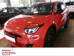 Orange Neu 2024 Fiat 600E La Prima SUV | 34.950 €