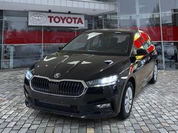 Schwarzmagic perleffekt (metallic) Gebraucht 2024 Skoda Fabia Ambition Kombi | 17.290 € (Guter Preis)