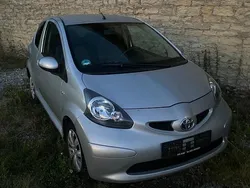 Silber Gebraucht 2007 Toyota Aygo Kleinwagen | 1.700 € (Guter Preis)
