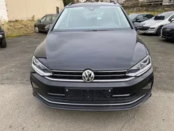 Schwarz Gebraucht 2019 VW Golf Sportsvan Highline Van / Kleinbus | 21.200 € (Etwas zu teuer)