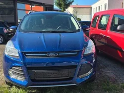 Blau Gebraucht 2016 Ford Kuga SYNC Edition SUV | 12.900 € (Fairer Preis)