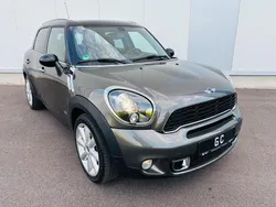 Grau Gebraucht 2012 Mini Cooper S Countryman SUV | 9.490 €