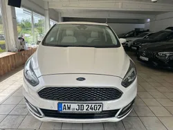 Weiß Gebraucht 2017 Ford S-MAX Vignale Van / Kleinbus | 16.500 € (Etwas zu teuer)