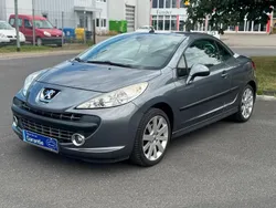 Braun Gebraucht 2007 Peugeot 207 CC Cabrio | 2.650 € (Guter Preis)