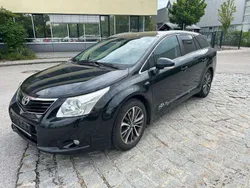 Black mica / ink Gebraucht 2009 Toyota Avensis Executive Kombi | 2.599 € (Superpreis)