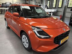 Orange Gebraucht 2025 Suzuki Swift GL Kleinwagen | 17.490 € (Fairer Preis)