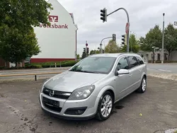 Grau Gebraucht 2006 Opel Astra Kombi | 1.290 € (Guter Preis)