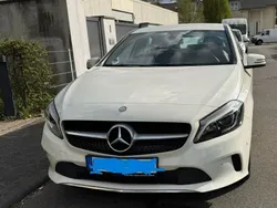 Weiß Gebraucht 2016 Mercedes A180 Urban Limousine | 15.350 € (Fairer Preis)