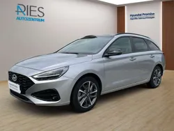 Shimmering silver Gebraucht 2025 Hyundai i30 Kombi | 26.810 € (Fairer Preis)