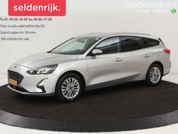 Grau Gebraucht 2021 Ford Focus Titanium X Limousine | 8.001 € (Fairer Preis)