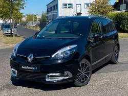 Schwarz Gebraucht 2014 Renault Scénic III Bose Edition Van / Kleinbus | 5.499 € (Fairer Preis)