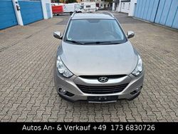 Silber Gebraucht 2011 Hyundai ix35 Style SUV | 5.500 € (Etwas zu teuer)