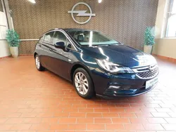 Grün Gebraucht 2017 Opel Astra Innovation Limousine | 12.450 € (Fairer Preis)