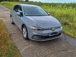 Grau Gebraucht 2020 VW Golf VIII Limousine | 14.999 € (Fairer Preis)