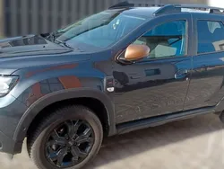 Grau Gebraucht 2024 Dacia Duster Extreme SUV | 19.250 € (Superpreis)