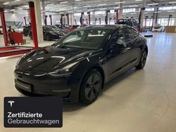Schwarz Gebraucht 2022 Tesla Model 3 Long Range AWD Limousine | 33.000 € (Teuer)