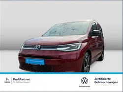 Rot Gebraucht 2023 VW Caddy Style Van / Kleinbus | 37.990 € (Etwas zu teuer)