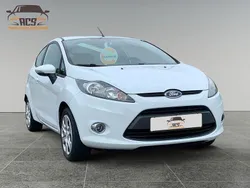 Weiß Gebraucht 2012 Ford Fiesta Champions Edition Kleinwagen | 5.990 € (Etwas zu teuer)