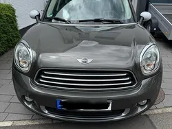 Braun Gebraucht 2011 Mini Countryman SUV | 8.700 €