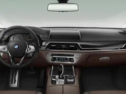 Singapur grau metallic (metallic) Gebraucht 2016 BMW 750 M Sport Limousine | 26.900 € (Superpreis)