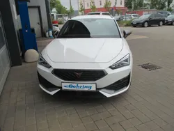 Weiß Neu 2024 Cupra Leon Limousine | 31.990 € (Guter Preis)