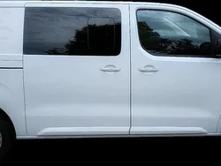 Weiß Gebraucht 2023 Opel Vivaro Edition Van | 29.450 € (Teuer)