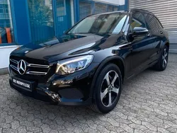 Schwarz Gebraucht 2017 Mercedes GLC220 Night SUV | 21.700 € (Fairer Preis)