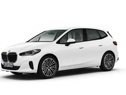Weiß Gebraucht 2024 BMW 216 Active Tourer Luxury Line Van / Kleinbus | 28.995 € (Etwas zu teuer)