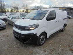 Weiß Gebraucht 2025 Opel Vivaro Van / Kleinbus | 27.350 € (Fairer Preis)