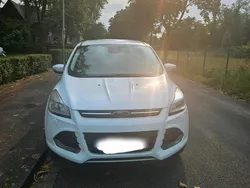 Weiß Gebraucht 2016 Ford Kuga SUV | 13.000 € (Fairer Preis)