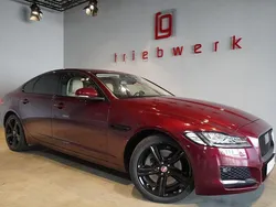 Rot Gebraucht 2016 Jaguar XF Prestige Limousine | 24.941 € (Teuer)