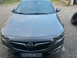 Grau Gebraucht 2018 Opel Insignia Kombi | 10.000 € (Superpreis)