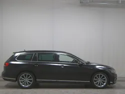 Schwarz Gebraucht 2020 VW Passat R-line Kombi | 20.980 € (Guter Preis)