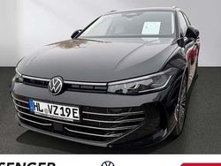 Grenadillschwarz Gebraucht 2025 VW Passat Elegance Kombi | 40.990 € (Guter Preis)