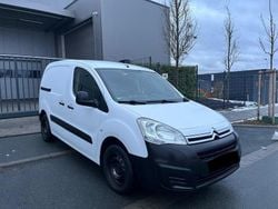 Weiß Gebraucht 2019 Citroën Berlingo Business Class Van / Kleinbus | 5.999 € (Superpreis)