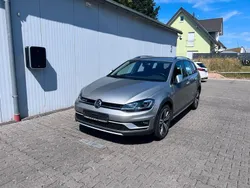 Grau Gebraucht 2017 VW Golf VII Kombi | 20.000 € (Fairer Preis)