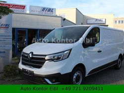 Weiß Gebraucht 2024 Renault Trafic Van / Kleinbus | 31.990 € (Fairer Preis)