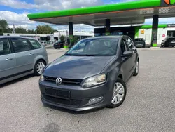 Grau Gebraucht 2012 VW Polo Comfortline Limousine | 4.299 € (Fairer Preis)