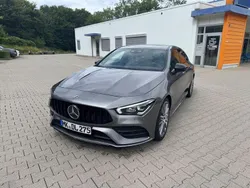 Grau Gebraucht 2020 Mercedes CLA250 Shooting Brake AMG line Kombi | 31.999 € (Etwas zu teuer)